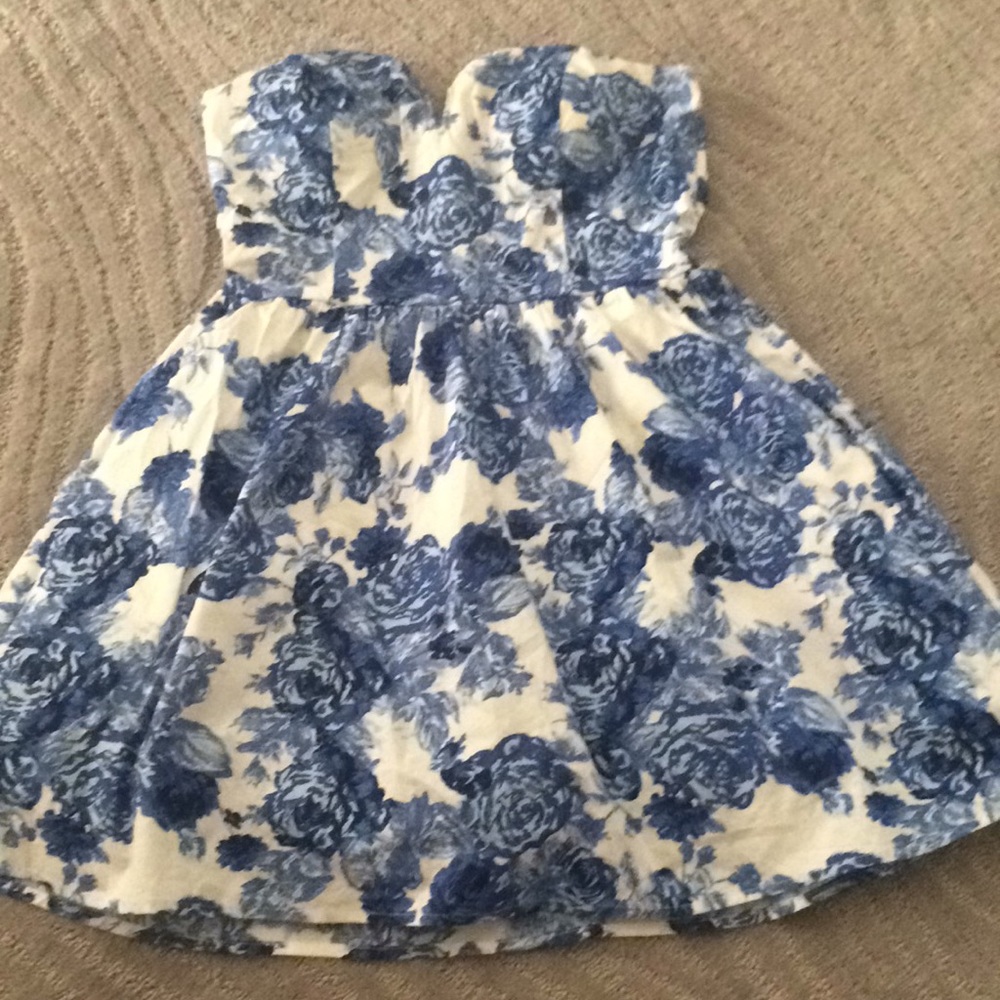 Strapless prom dress